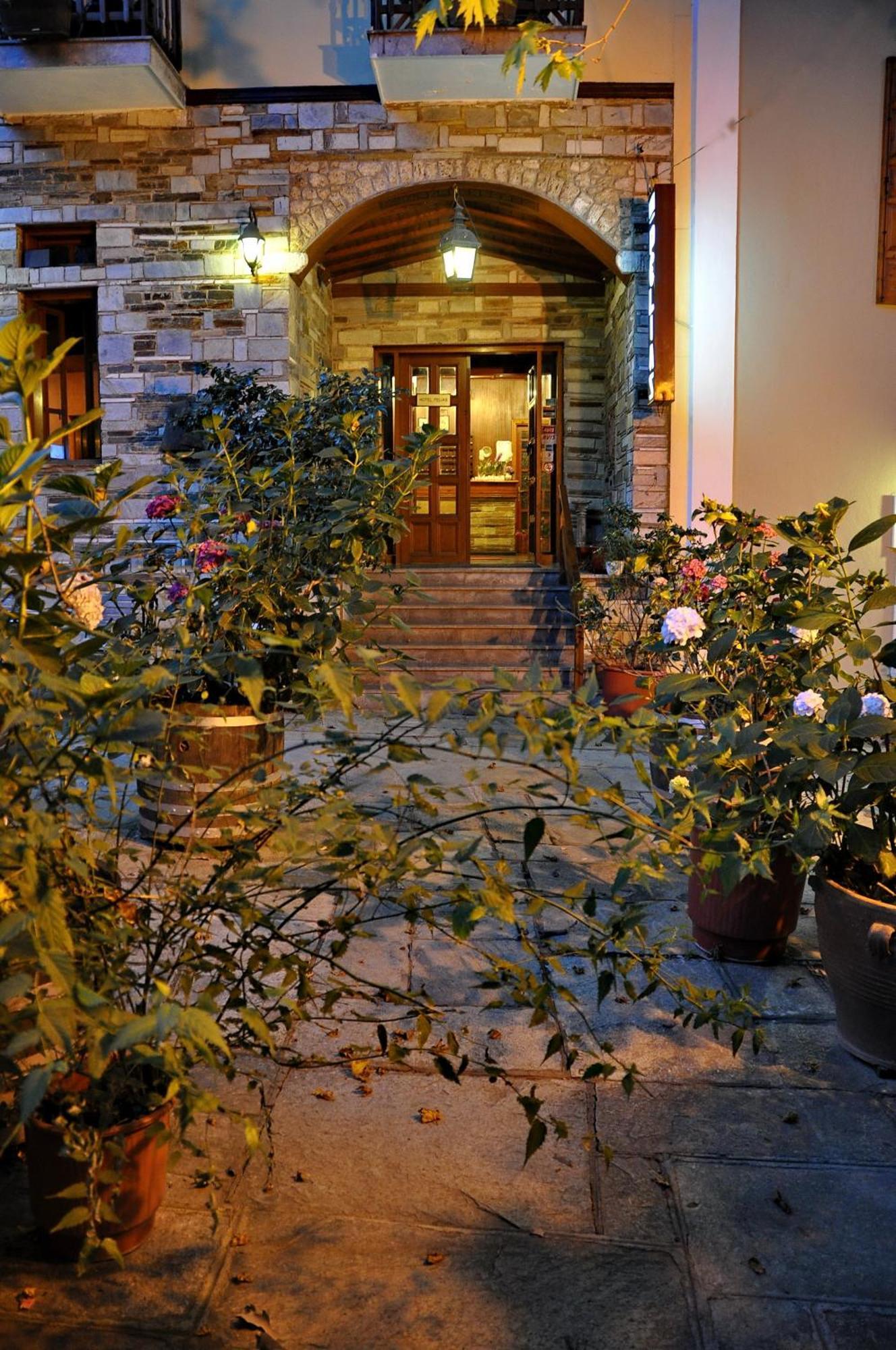 Pelias Hotel Portariá Esterno foto